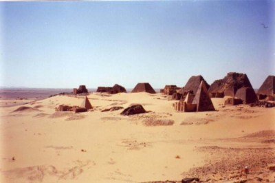 meroe pyramids